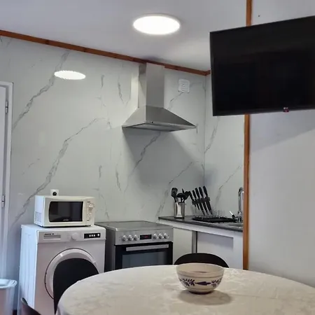 Casa Da Beija - House Azores בית נופש *