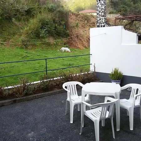 בית נופש Casa Da Beija - House Azores פורנס